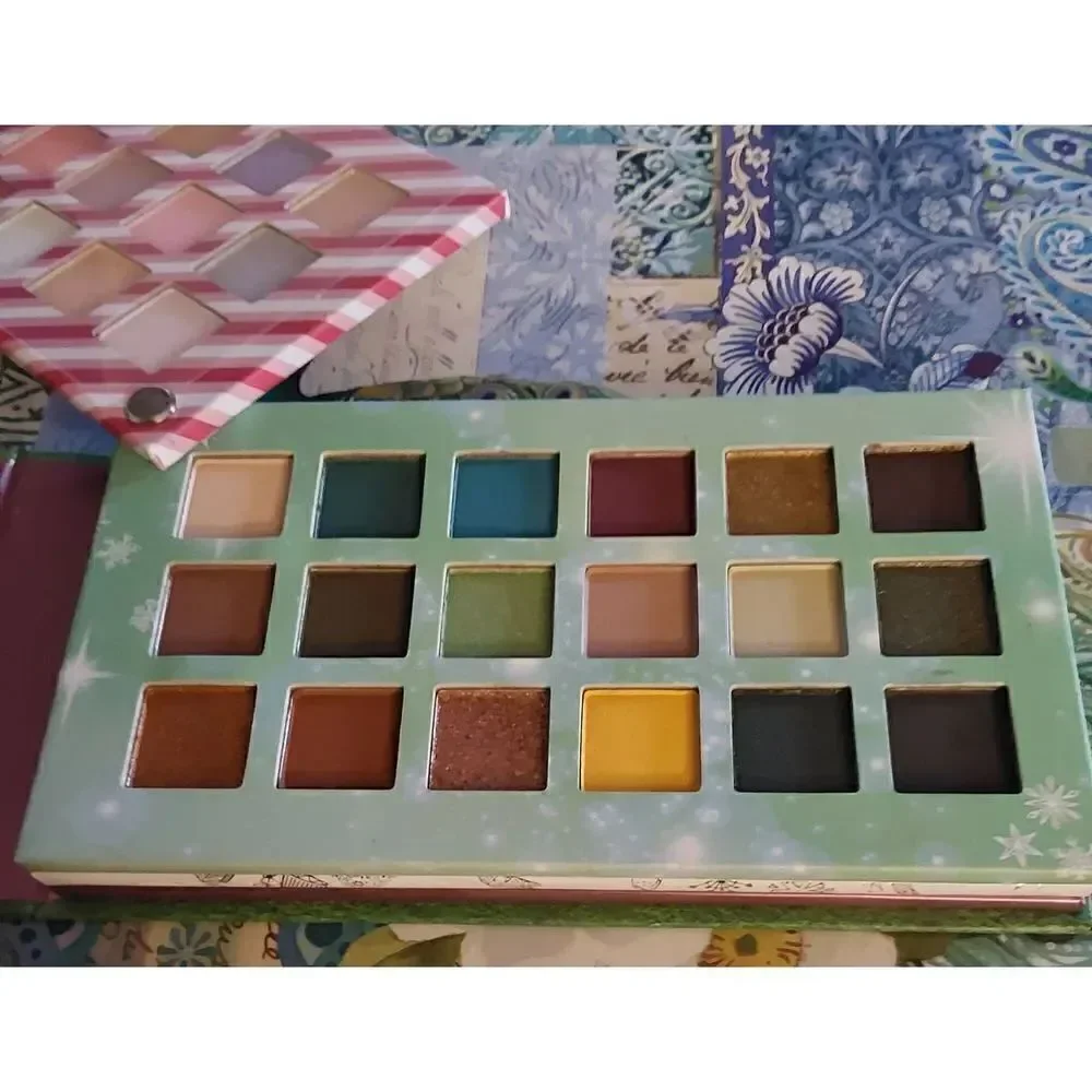 I Love Revolution Elf Eye Shadow Book of Palettes